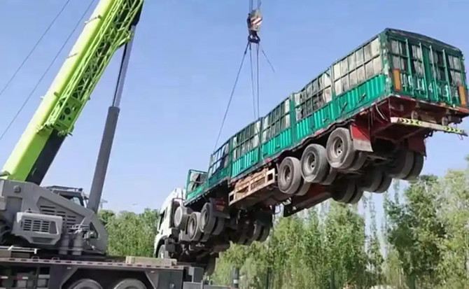 贵德道路脱困救援案例